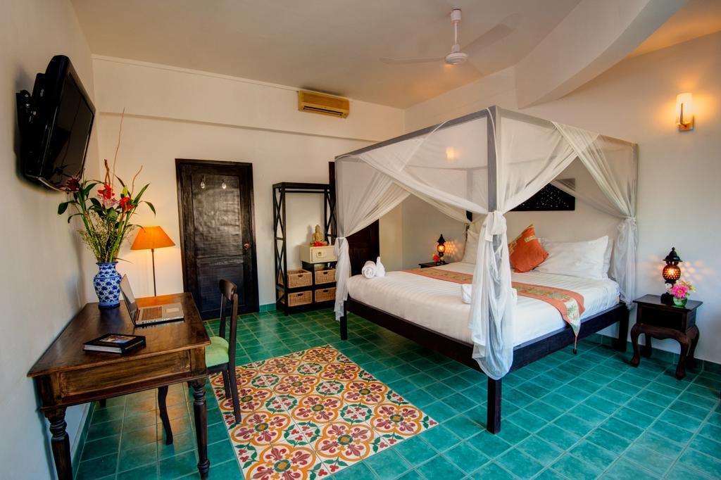 The Willow Boutique Hotel พนมเปญ ภายนอก รูปภาพ