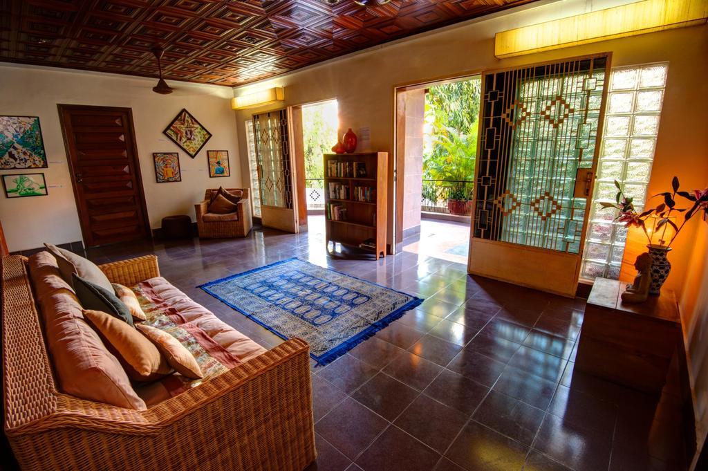 The Willow Boutique Hotel พนมเปญ ภายนอก รูปภาพ
