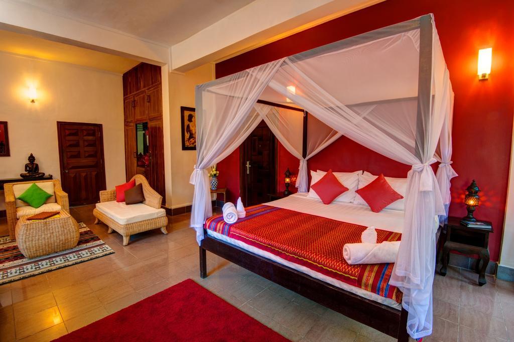 The Willow Boutique Hotel พนมเปญ ภายนอก รูปภาพ