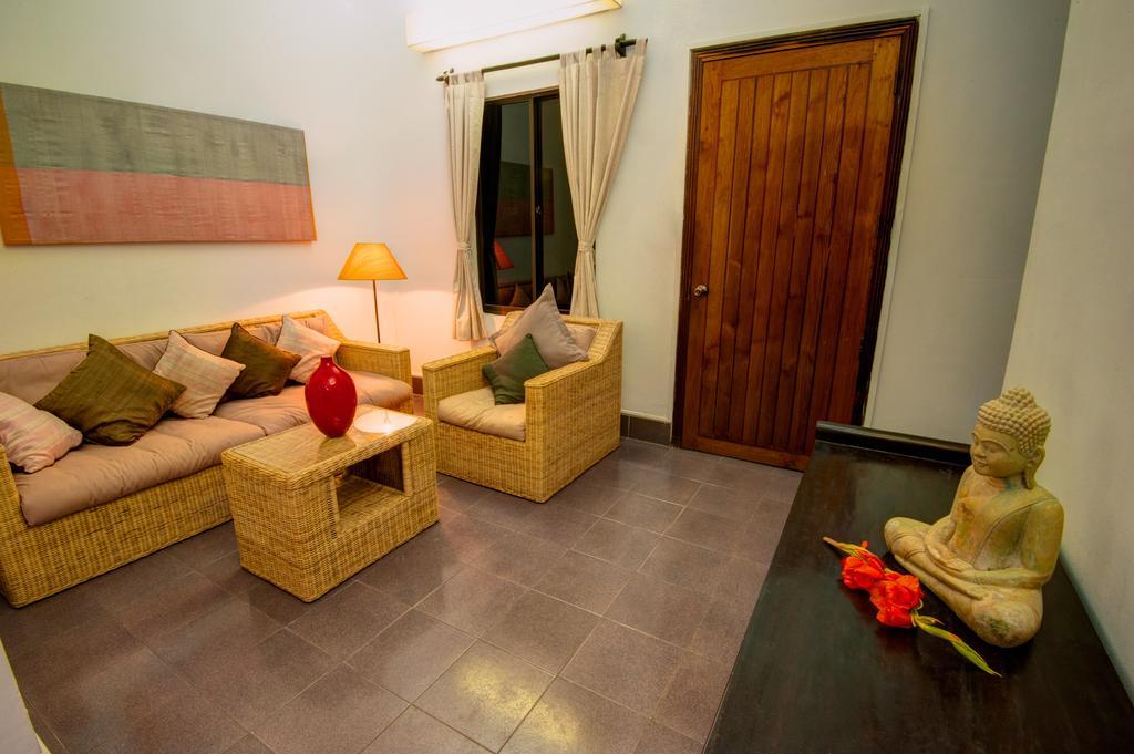 The Willow Boutique Hotel พนมเปญ ภายนอก รูปภาพ