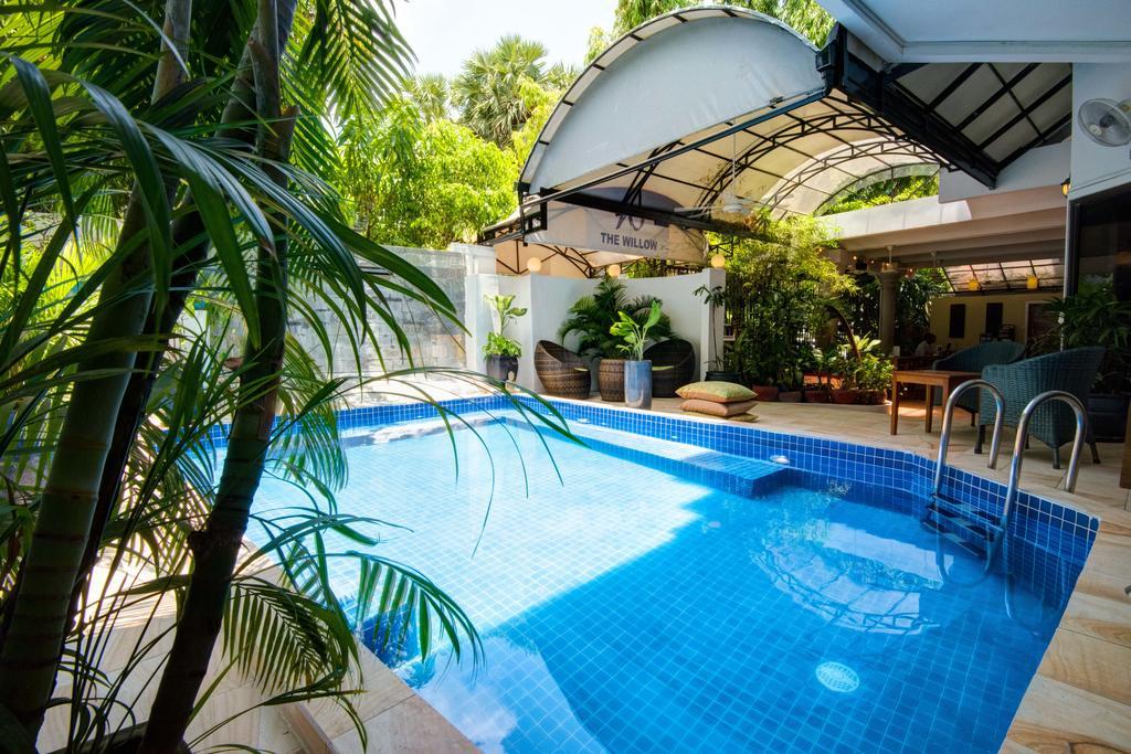 The Willow Boutique Hotel พนมเปญ ภายนอก รูปภาพ